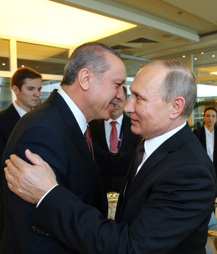 Erdoğan ve Putin düşman çatlattı!
