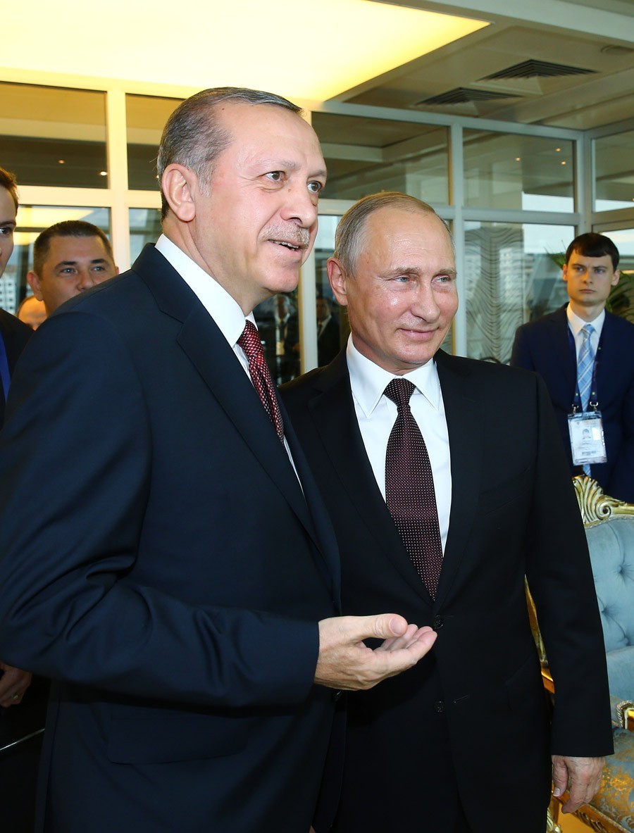 Erdoğan ve Putin düşman çatlattı!