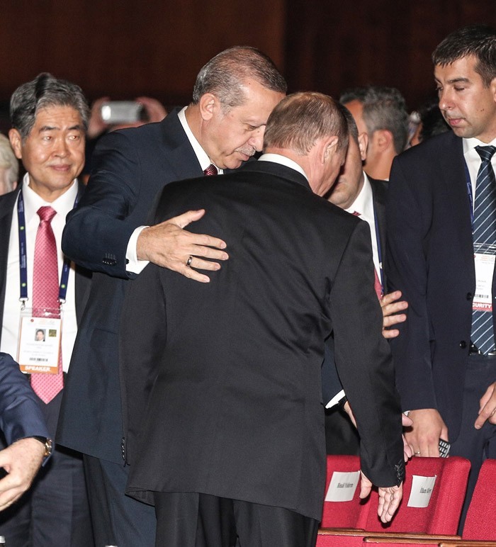 Erdoğan ve Putin düşman çatlattı!