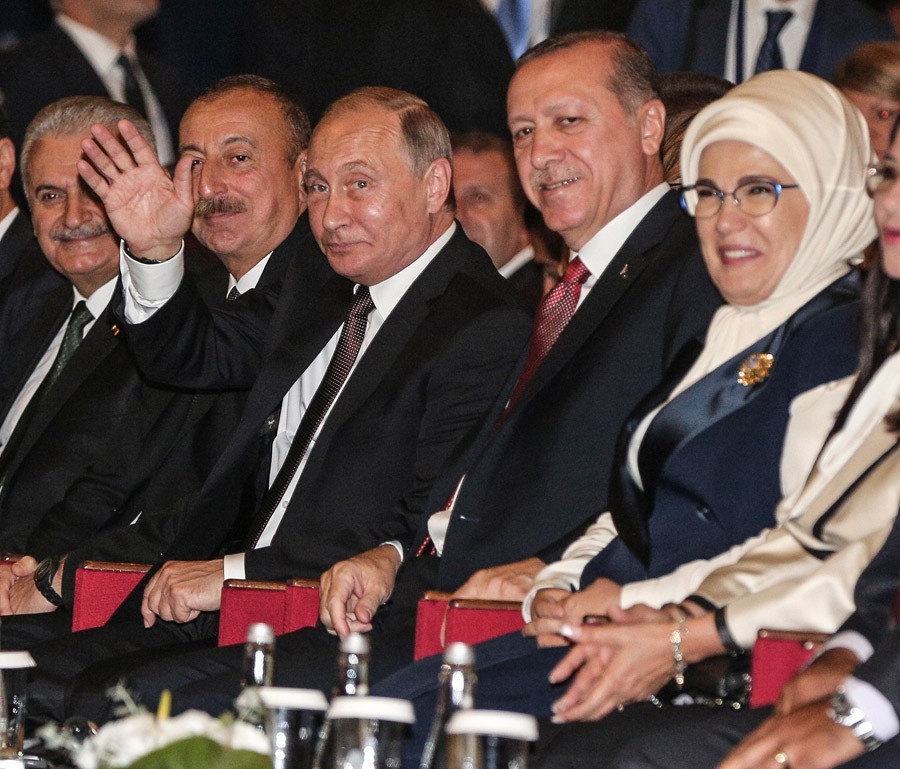 Erdoğan ve Putin düşman çatlattı!
