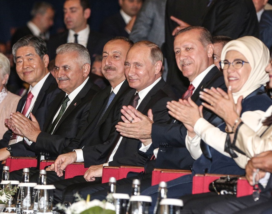 Erdoğan ve Putin düşman çatlattı!