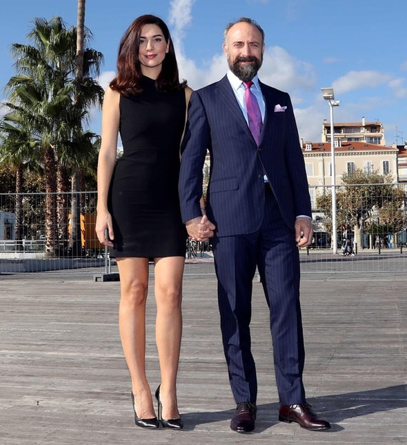 Cannes'da Bergüzar Korel ve Halit Ergenç damgası