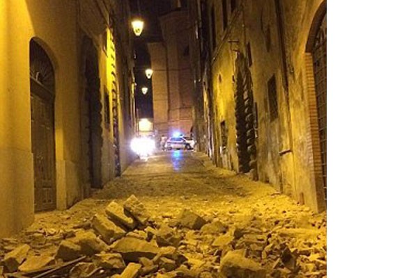İtalya'da üst üste iki deprem