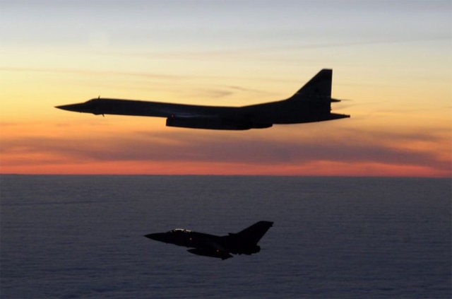 Rus nükleer bombardıman uçakları ABD sınırında!