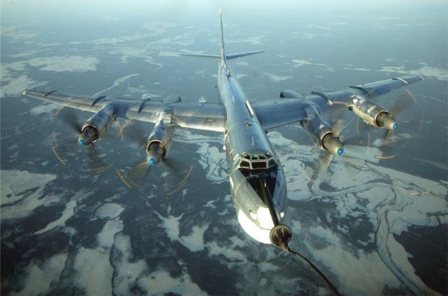 Rus nükleer bombardıman uçakları ABD sınırında!