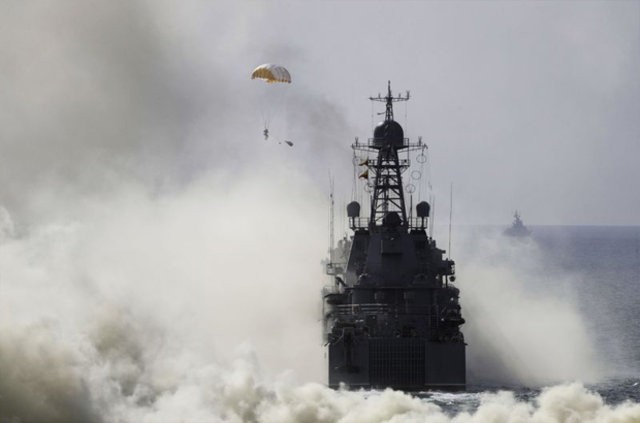 Rus nükleer bombardıman uçakları ABD sınırında!