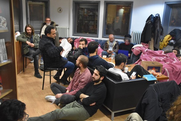 Cumhuriyet Gazetesi'nde sabaha kadar böyle beklediler