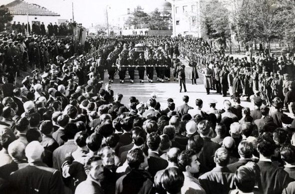 Atatürk'ün cenazesinden hiç görülmeyen fotoğraflar