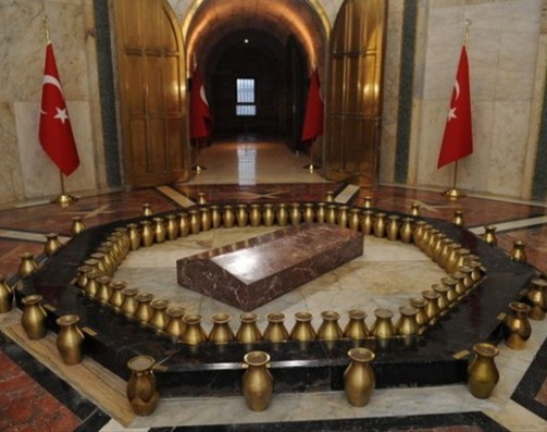 Anıtkabir'deki mühürlü oda açıldı 