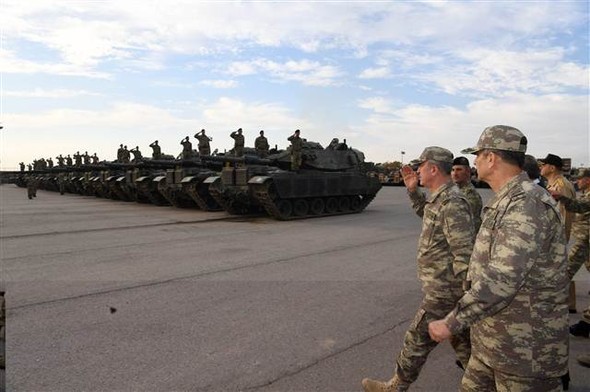 Komutanlar böyle karşılandı