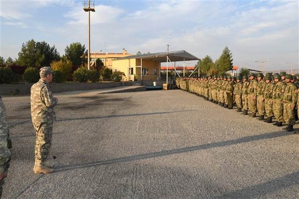 Komutanlar böyle karşılandı