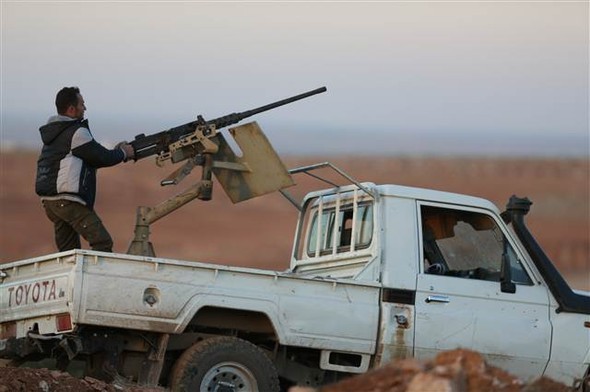 El Bab'ı kuşatan ÖSO böyle görüntülendi