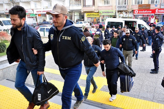 Büyük FETÖ dalgası!
