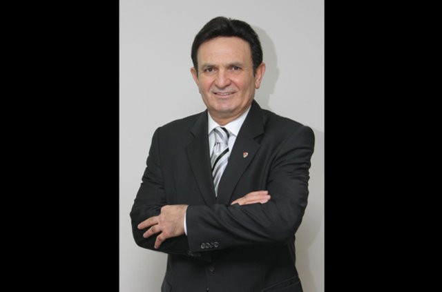 Türk ünlüler ABD seçimi için tercihini yaptı