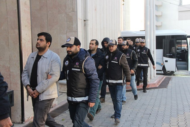 Büyük FETÖ dalgası! Flaş isimler var