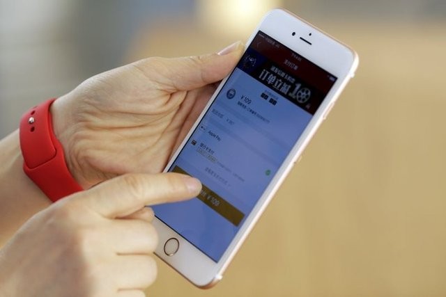 Ucuz iPhone'de büyük değişim