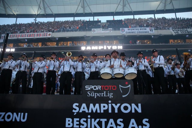 Beşiktaş kupasına kavuştu