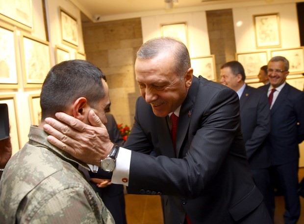 Nobel Ödülü Anıtkabir'de