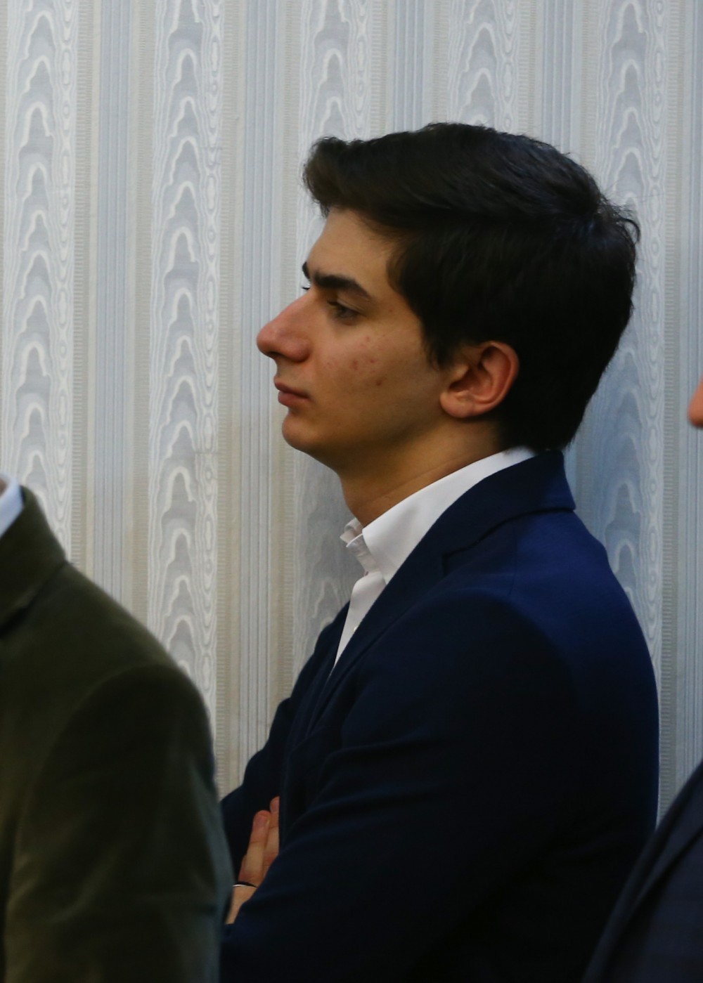Oğlu Davutoğlu'nu böyle izledi!
