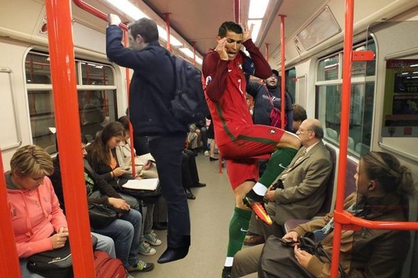 Ronaldo'yu şekilden şekile soktular!