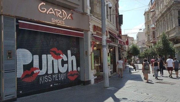 İstiklal Caddesi kan kaybediyor 