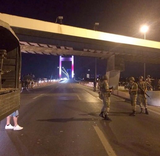 Darbe sonrası en çarpıcı anket!