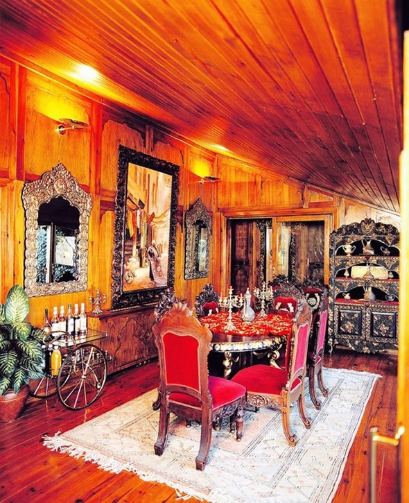 Adnan Oktar'ın lüks çiftlik evi dudak uçuklattı