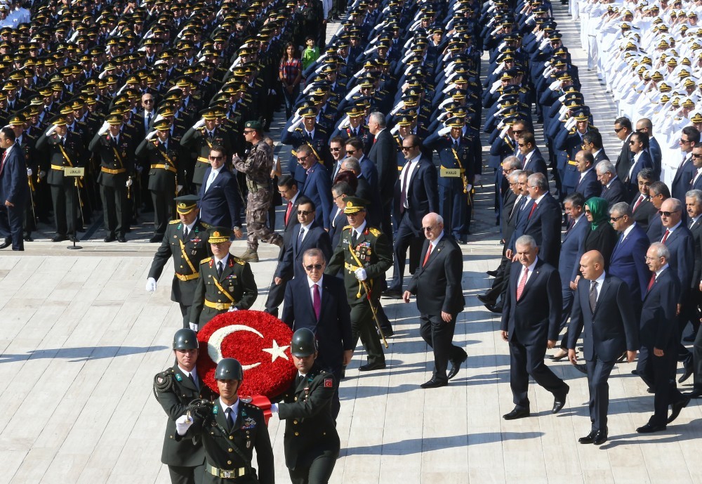 Erdoğan Anıtkabir Özel Defteri'ne ne yazdı?