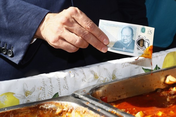 İngiltere'den yırtılmayan para