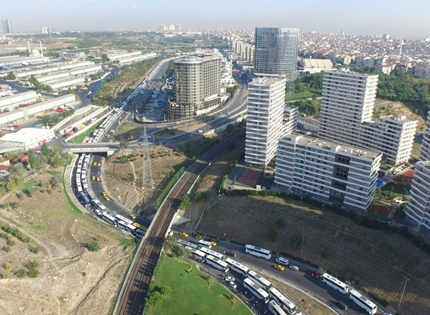 Bayram dönüşü trafiği çileden çıkardı