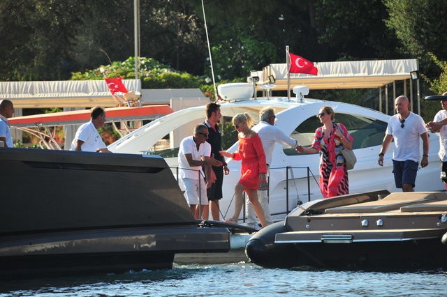 Şahenk'in romantik anları 