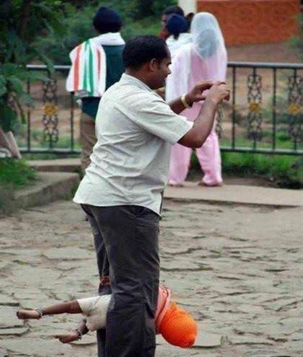 Hindistan'dan sıra dışı görüntüler 