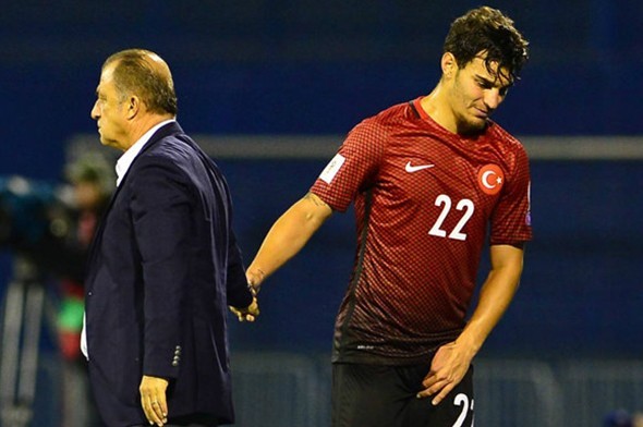Fenerbahçe'den G.Saray'a tarihi çalım!