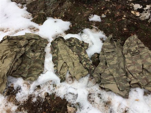 PKK'nın sığınağından çıkan asker üniformaları şok etti