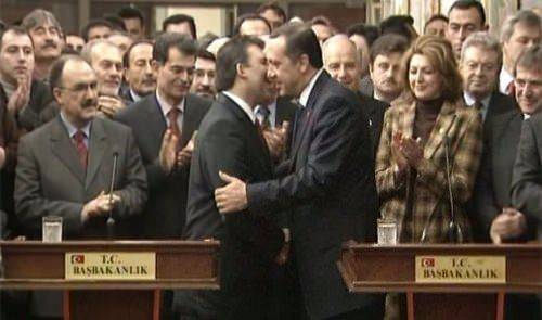 Erdoğan'ın bir askerlik fotoğrafı daha ortaya çıktı!