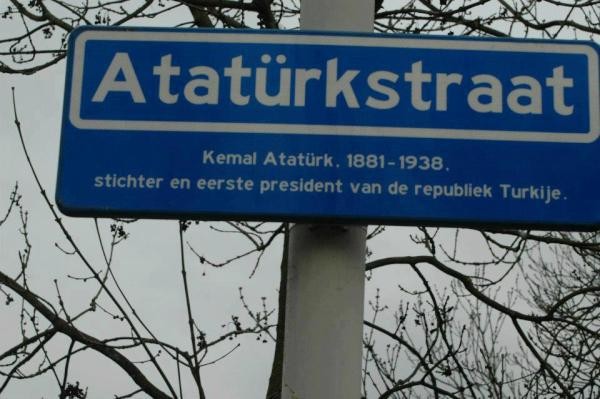Atatürk 28 ülkede