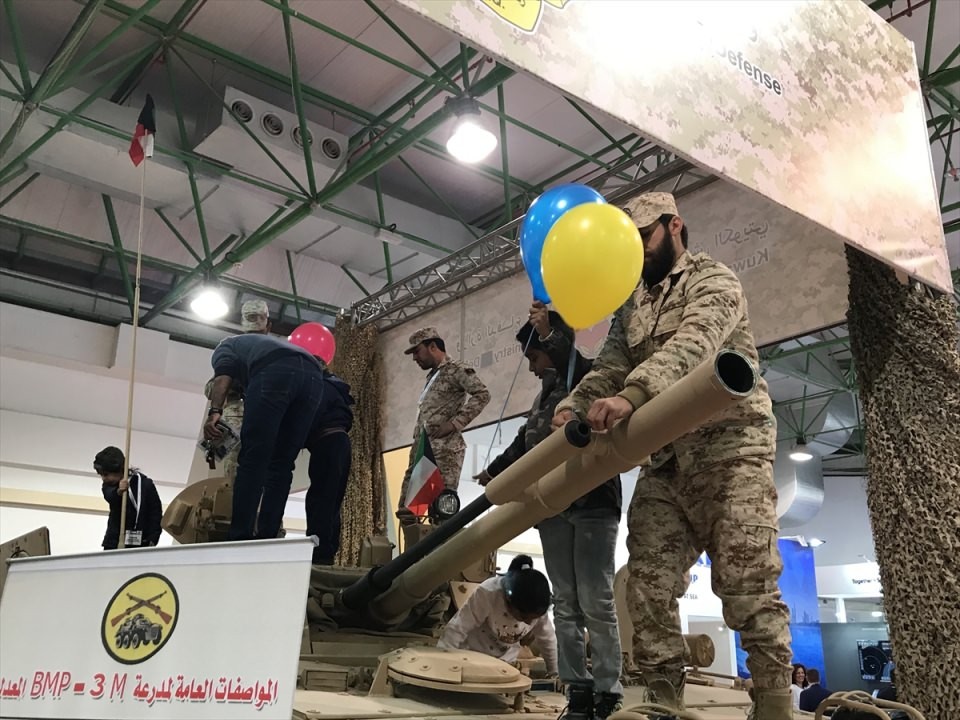 Milli silahlar Kuveyt'te şov yaptı!