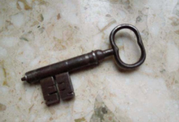 Miras kalan sandıktan neler çıktı