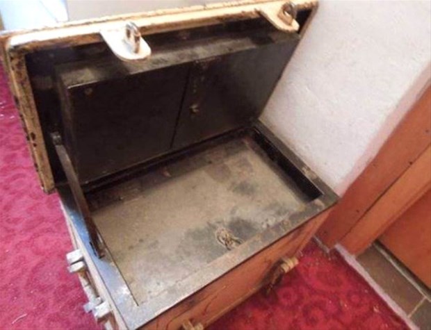 Miras kalan sandıktan neler çıktı