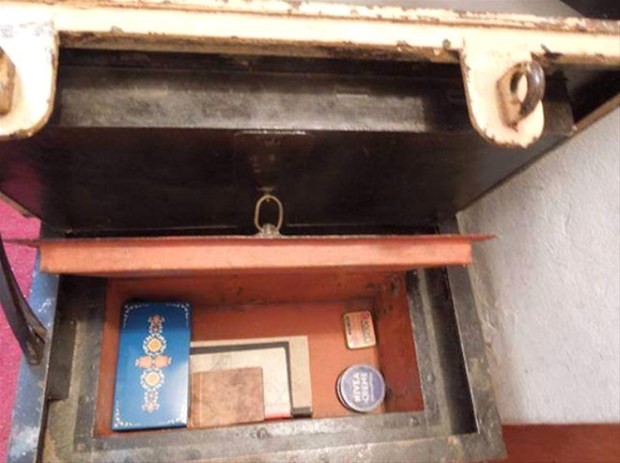 Miras kalan sandıktan neler çıktı