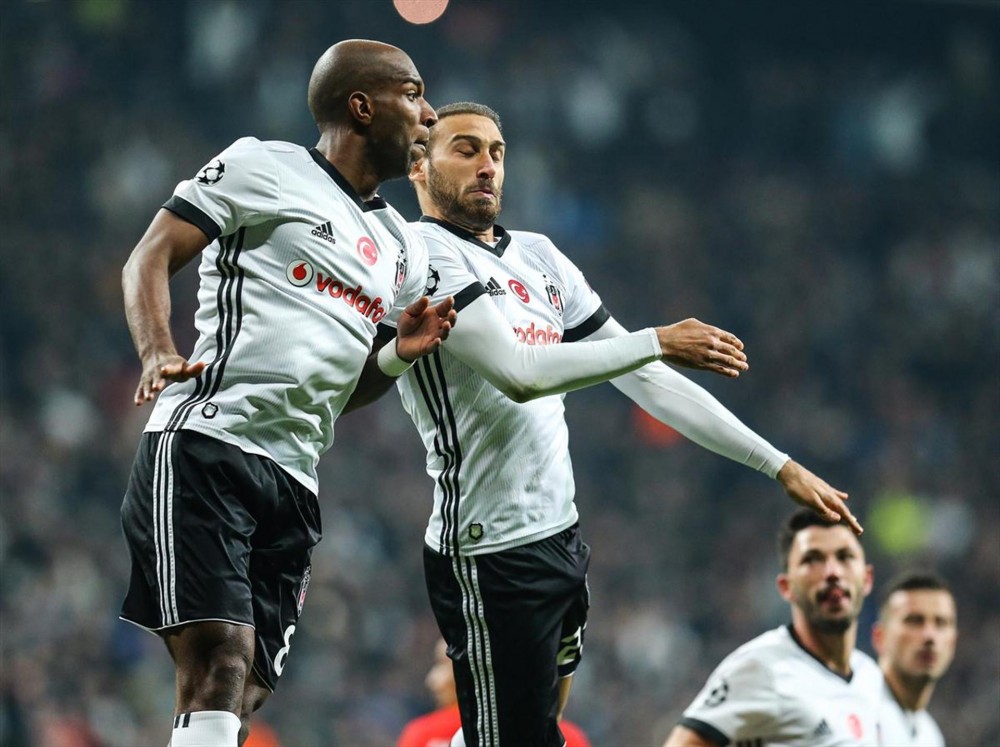 İngilizler yazdı: Cenk 30 milyon euroya Everton'da