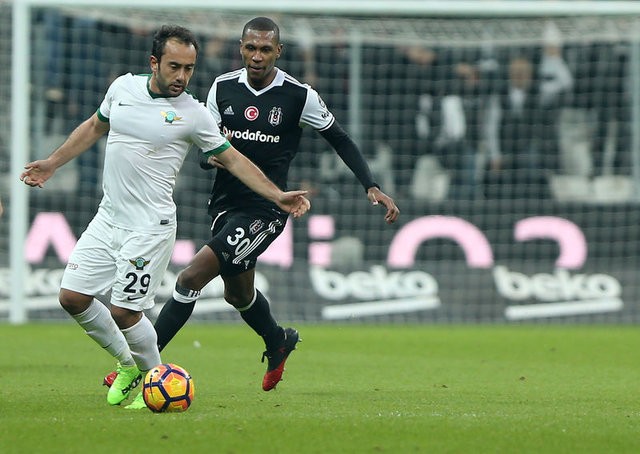 Beşiktaş adeta ders veriyor!