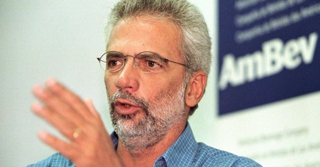 Dünyanın en zengin insanı belli oldu!