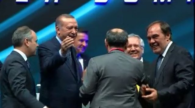 Aziz Yıldırım: Bırak Fikret'i Mikreti