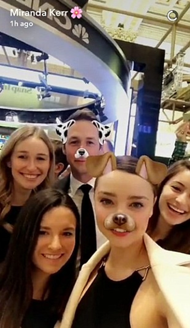Snapchat halka arzı ünlü modelle kutladı