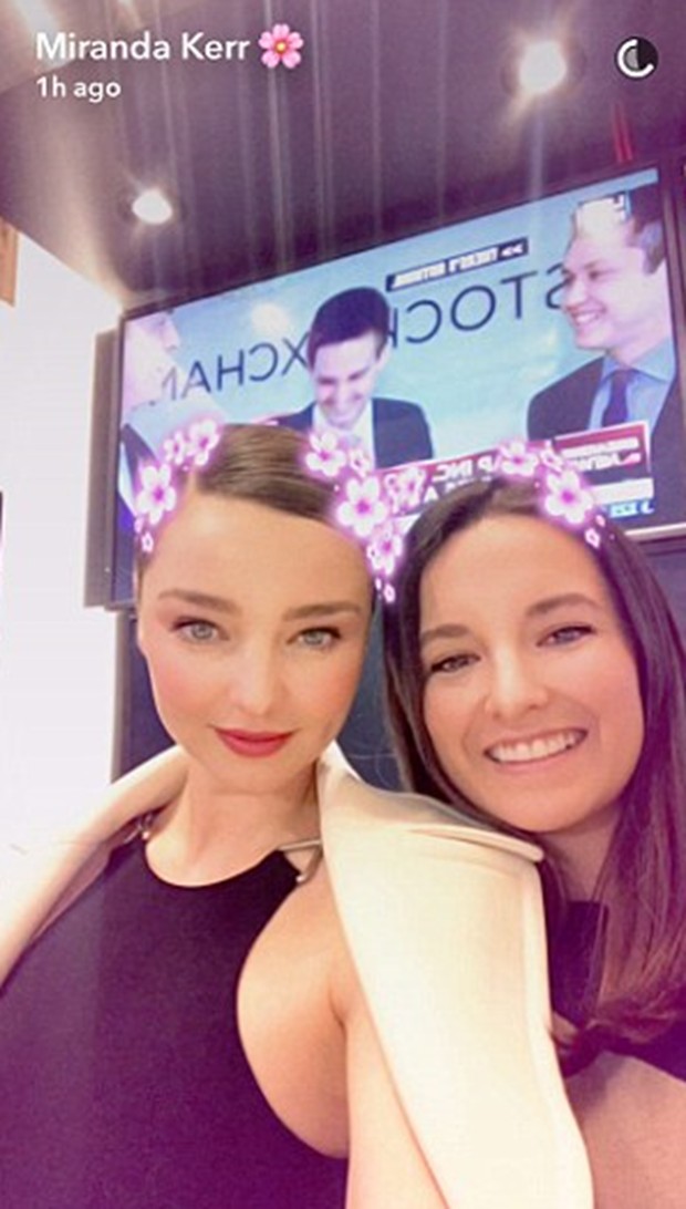 Snapchat halka arzı ünlü modelle kutladı