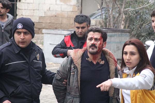 Bakan korumaları silahlı kavgaya müdahale etti