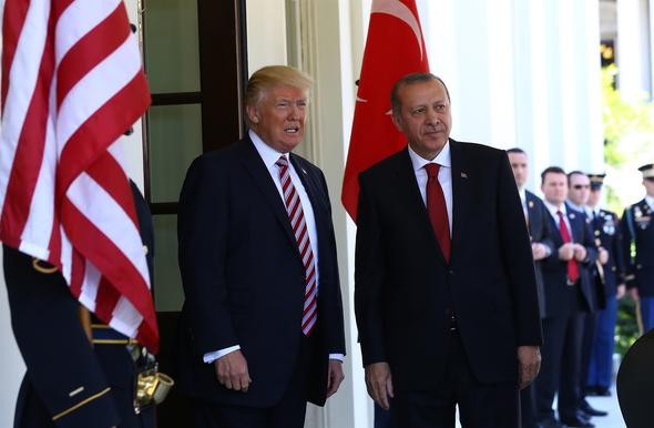 Tarihi zirveden fotoğraflar! Sohbet Twitter'a taştı