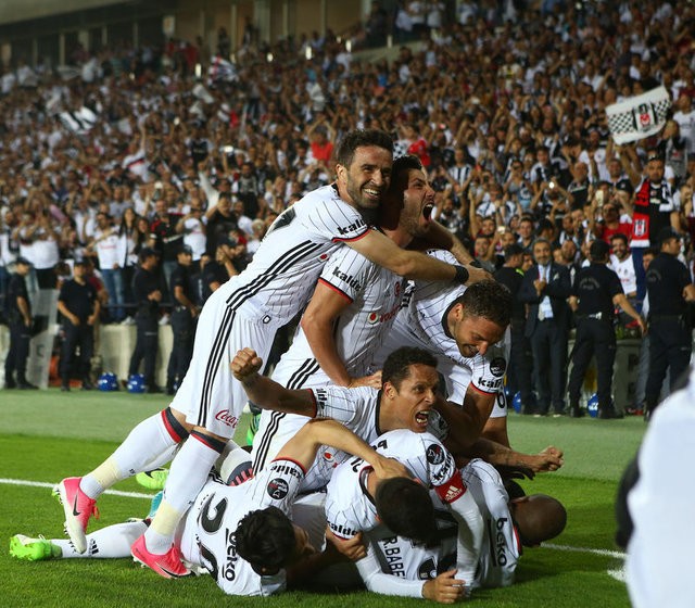 Gaziantep'te Beşiktaş'ın şampiyonluk coşkusu