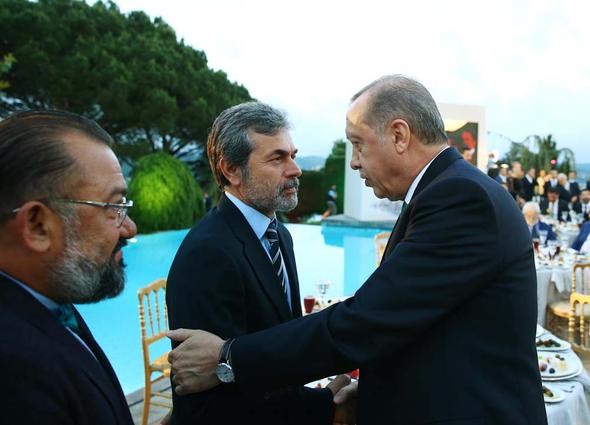 Cumhurbaşkanı'nın iftarında ünlüler geçidi